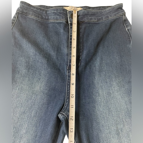 Free people bell bottom denim jeans - Picture 7 of 12